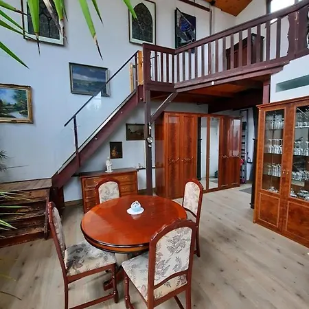Altes Kuenstleratelier Apartament *